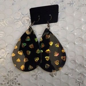 Black and gold design earrings